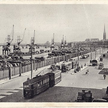 Pont de pierre à Bordeaux