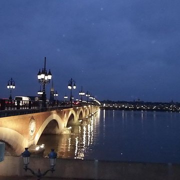 Pont de pierre à Bordeaux