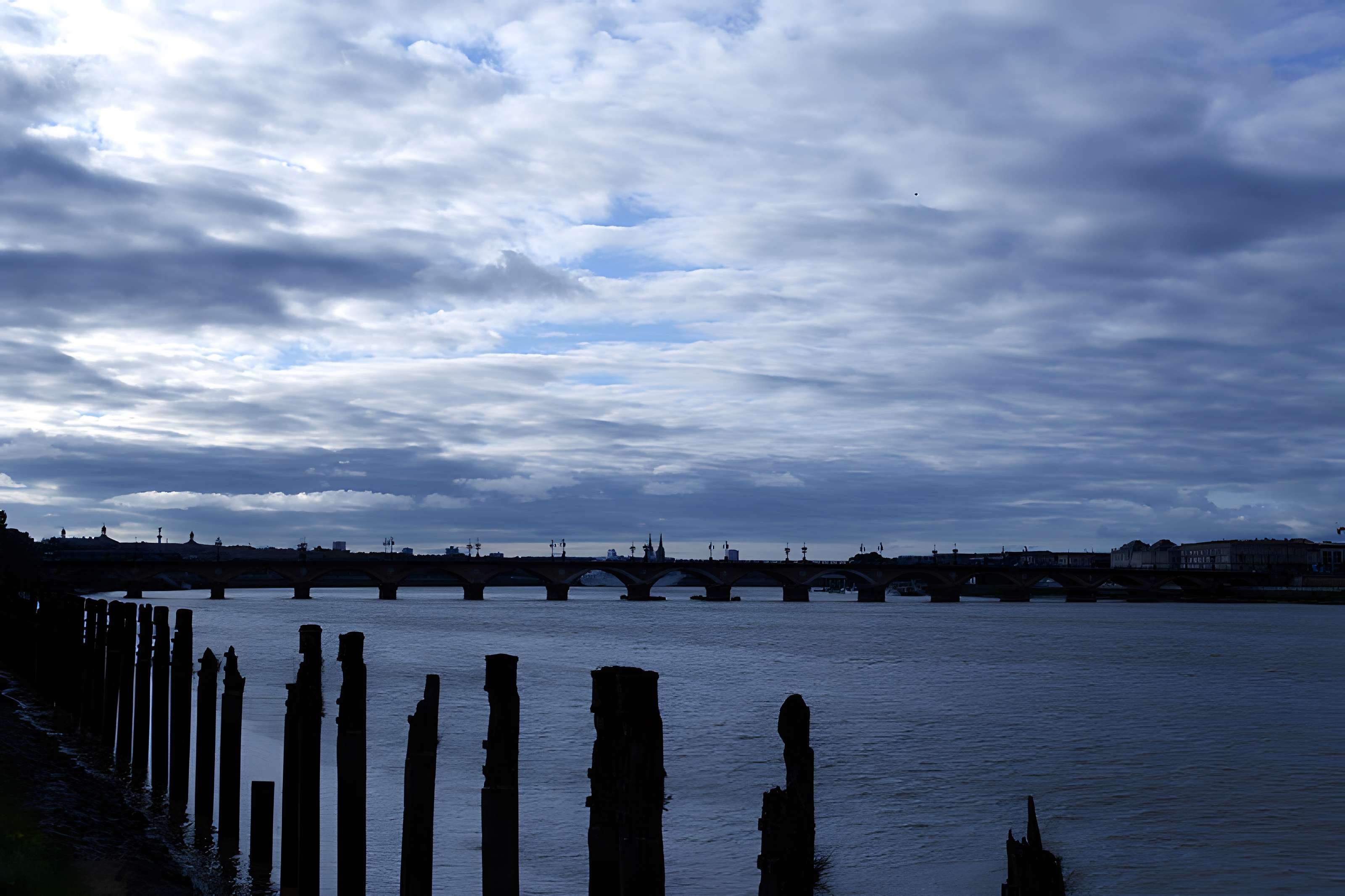 Pont de pierre à Bordeaux
