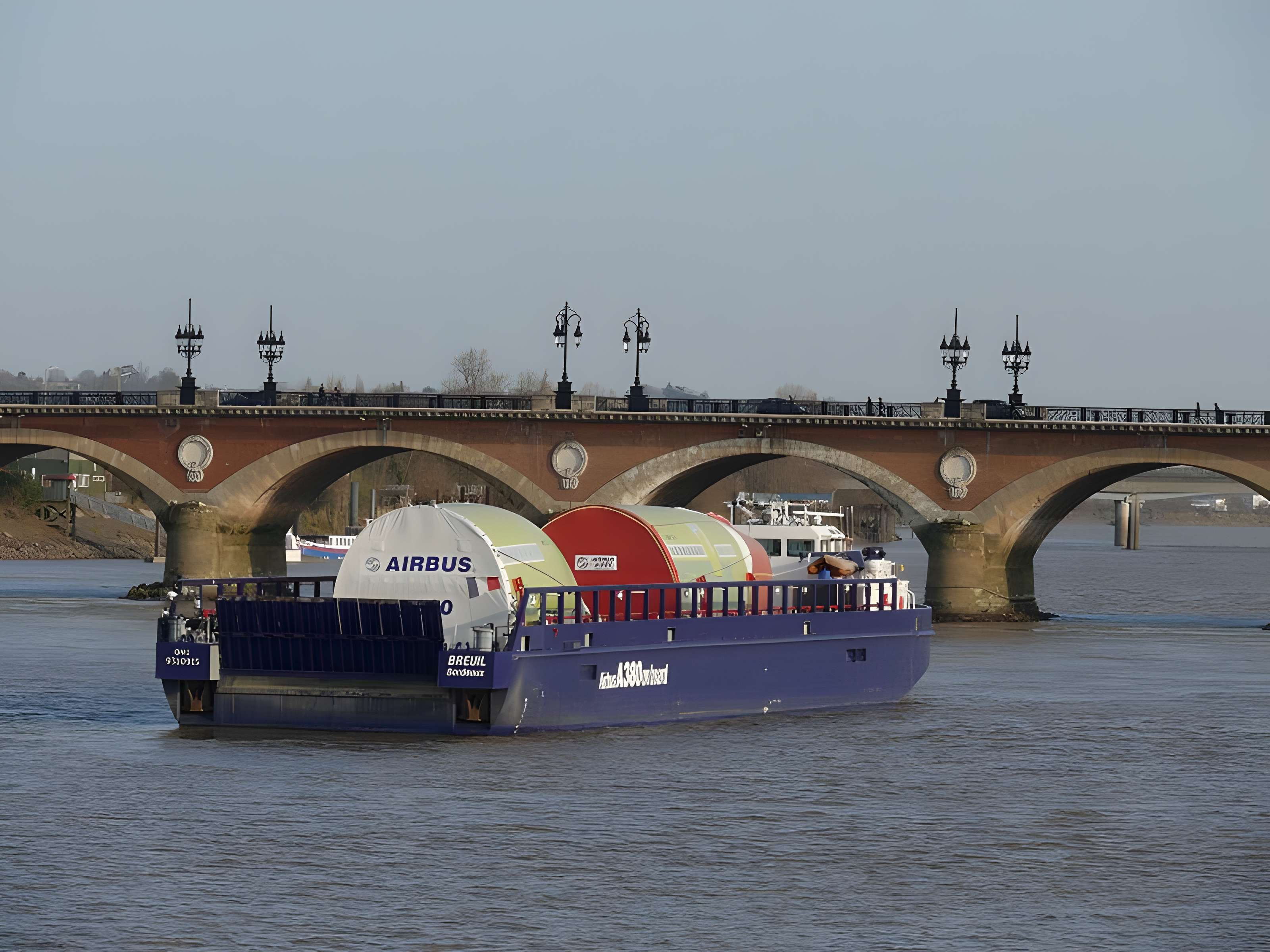 Pont de pierre à Bordeaux