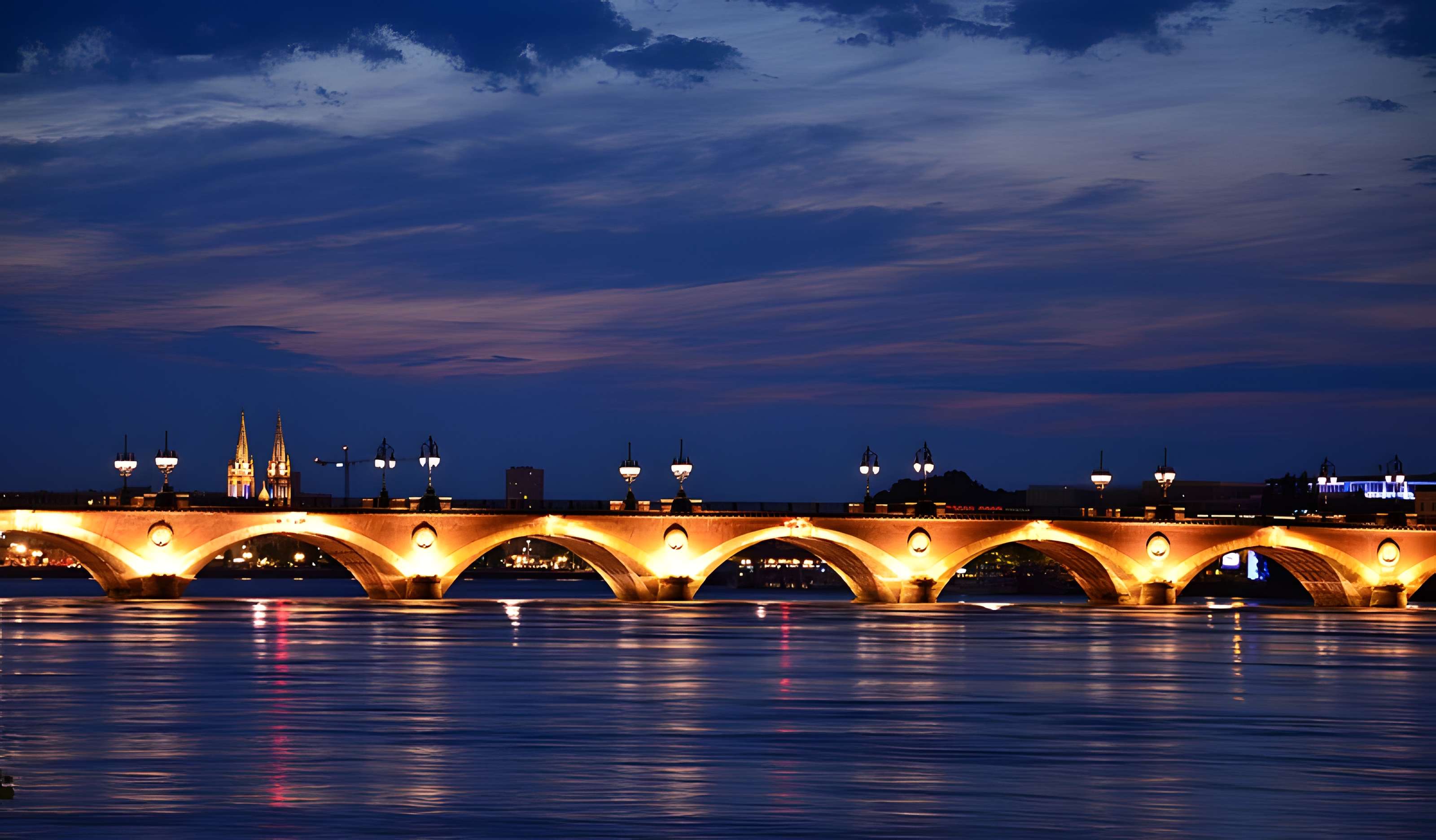 Pont de pierre à Bordeaux