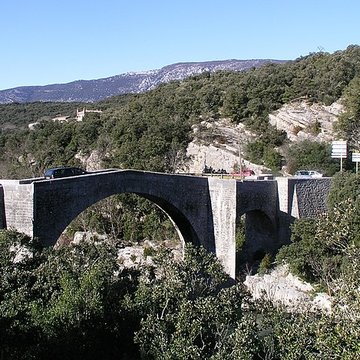 Pont de Saint-Étienne dIssensac à Brissac