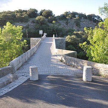 Pont de Saint-Étienne dIssensac à Brissac