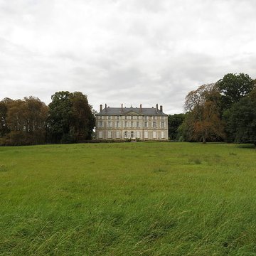Château de la Roche à Noyant-la-Gravoyère