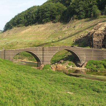 Pont de Tréboul à Sainte-Marie