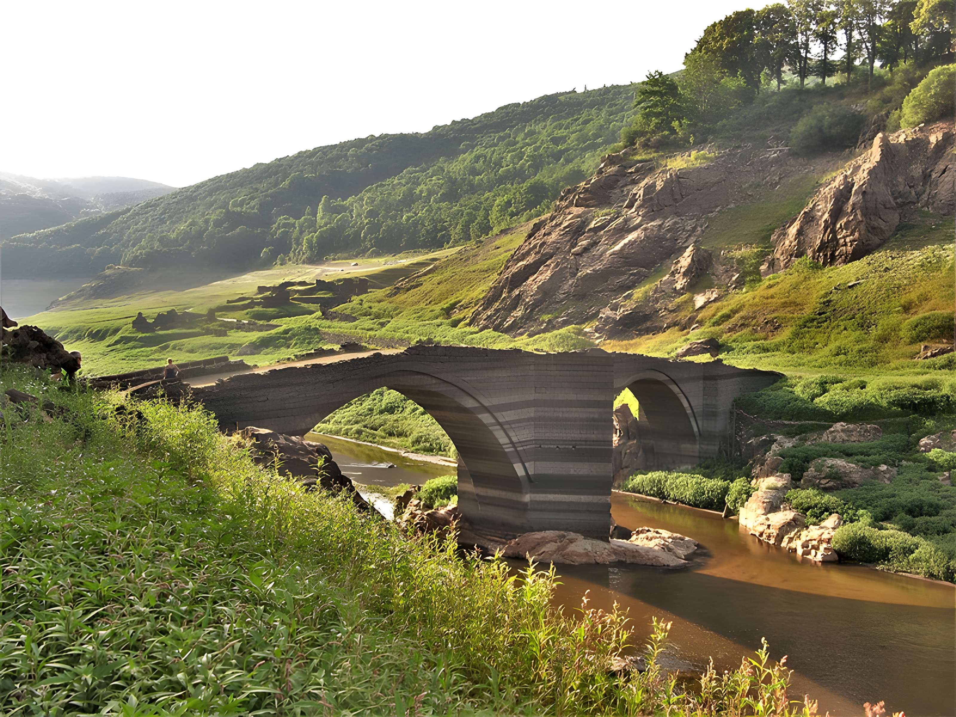 Pont de Tréboul à Sainte-Marie