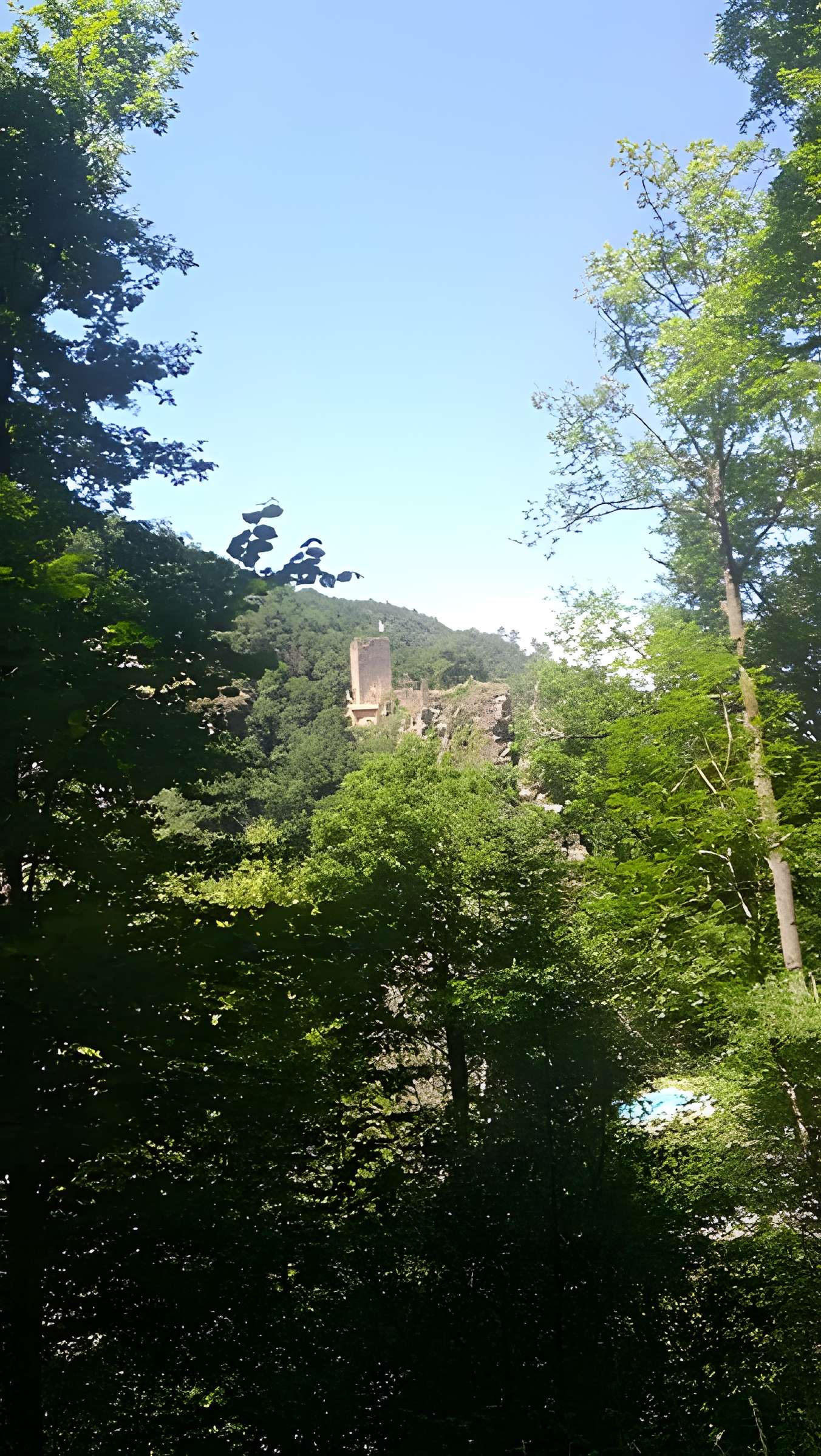 Château de la Roque à Hébécrevon