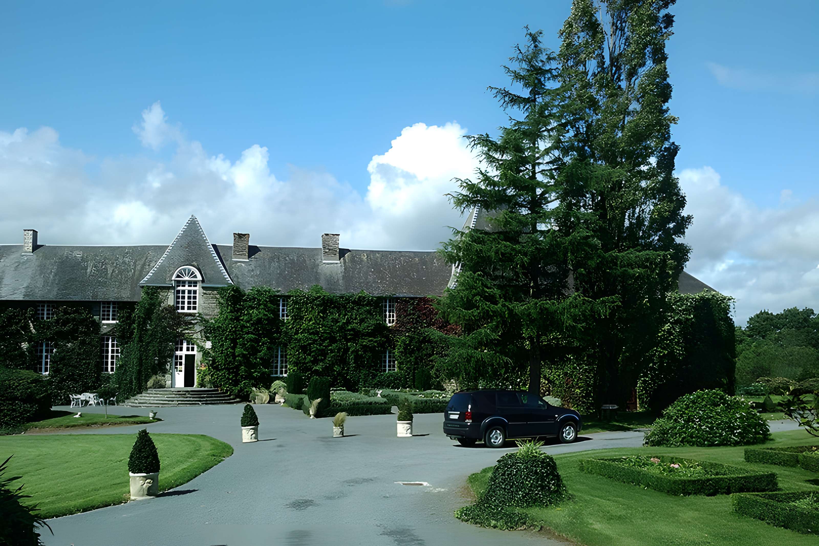 Château de la Roque à Hébécrevon