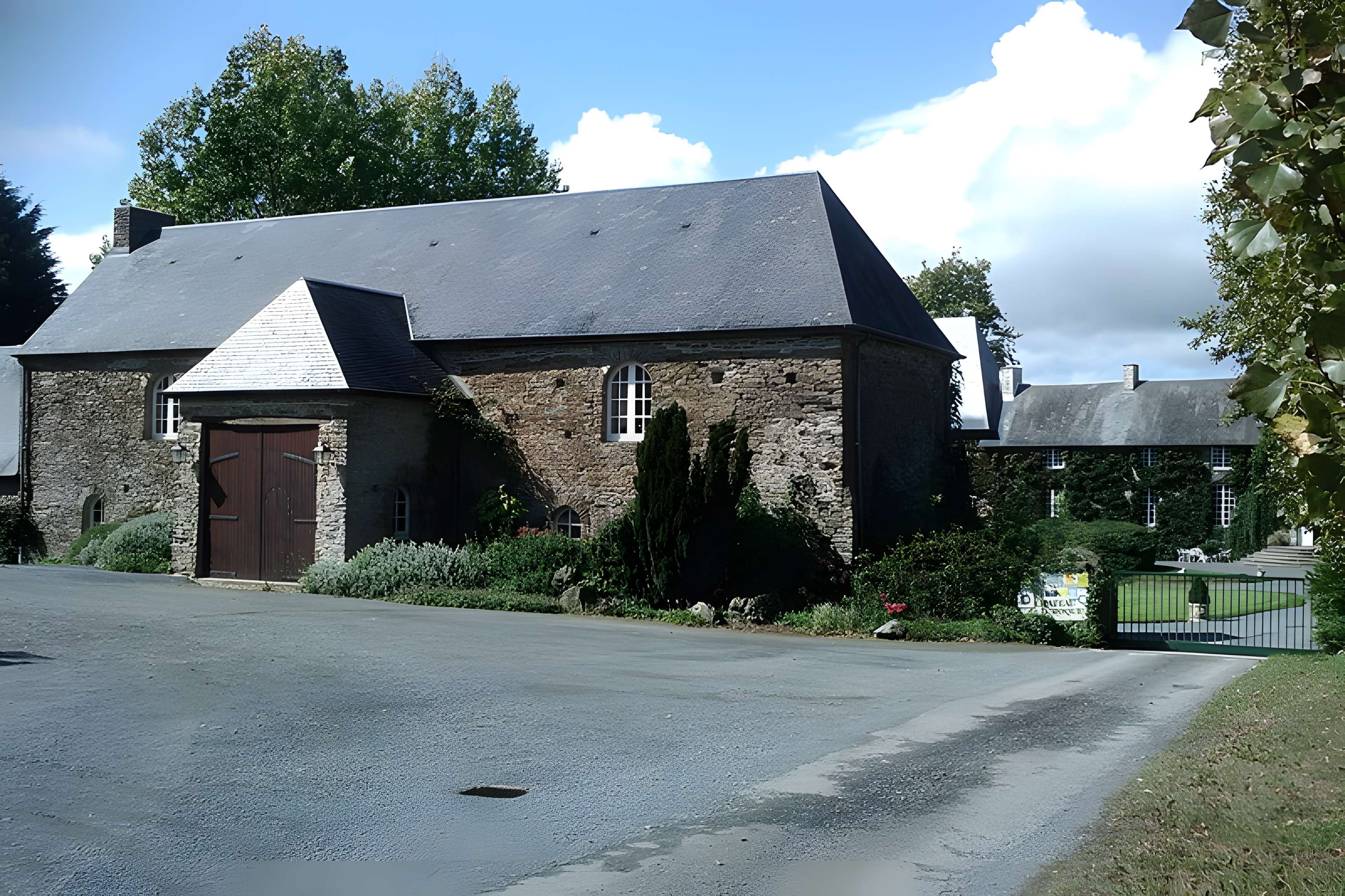 Château de la Roque à Hébécrevon