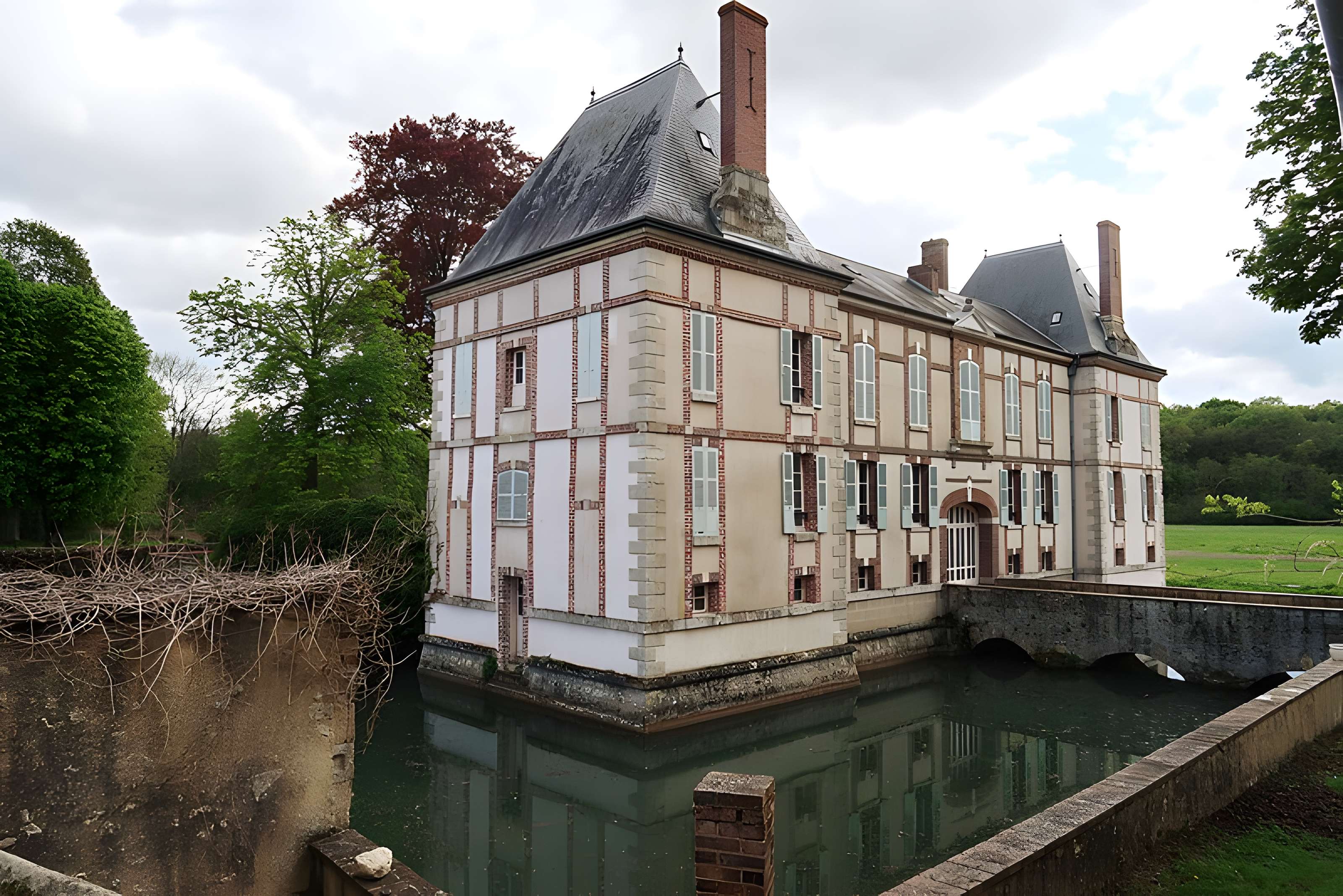 Château de La Selle-sur-le-Bied