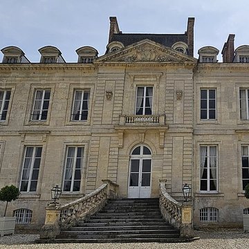 Château de la Tour à Saint-Pierre-Canivet