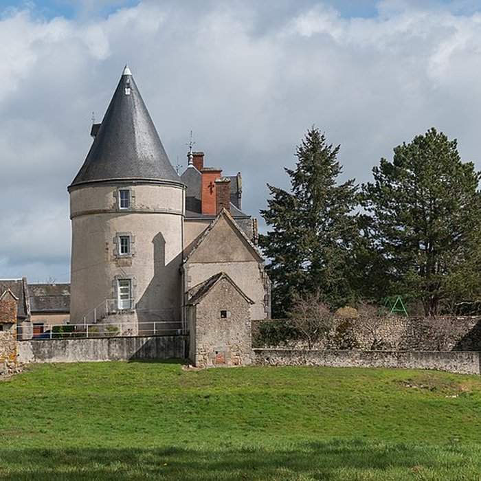 Photo de Château de la Tour aux Paulmes
