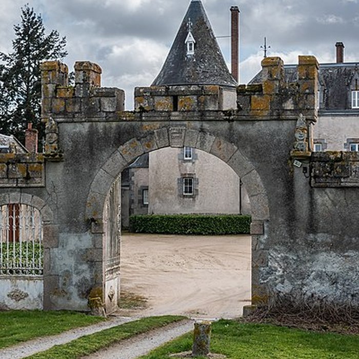 Photo de Château de la Tour aux Paulmes
