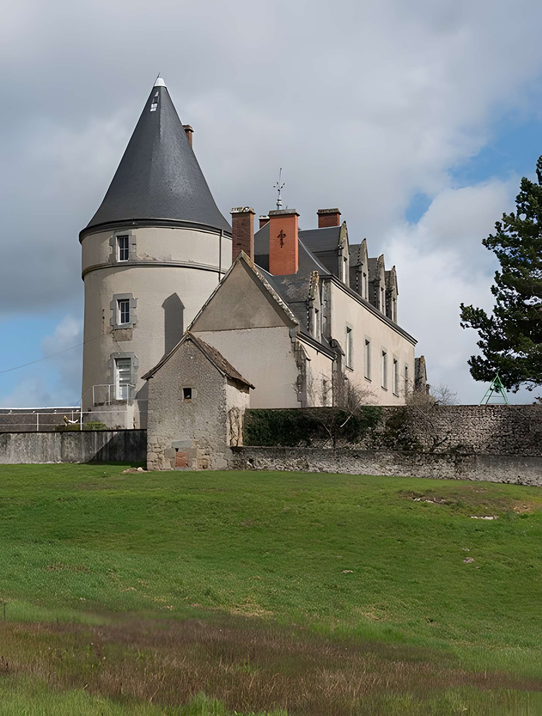 Château de la Tour aux Paulmes