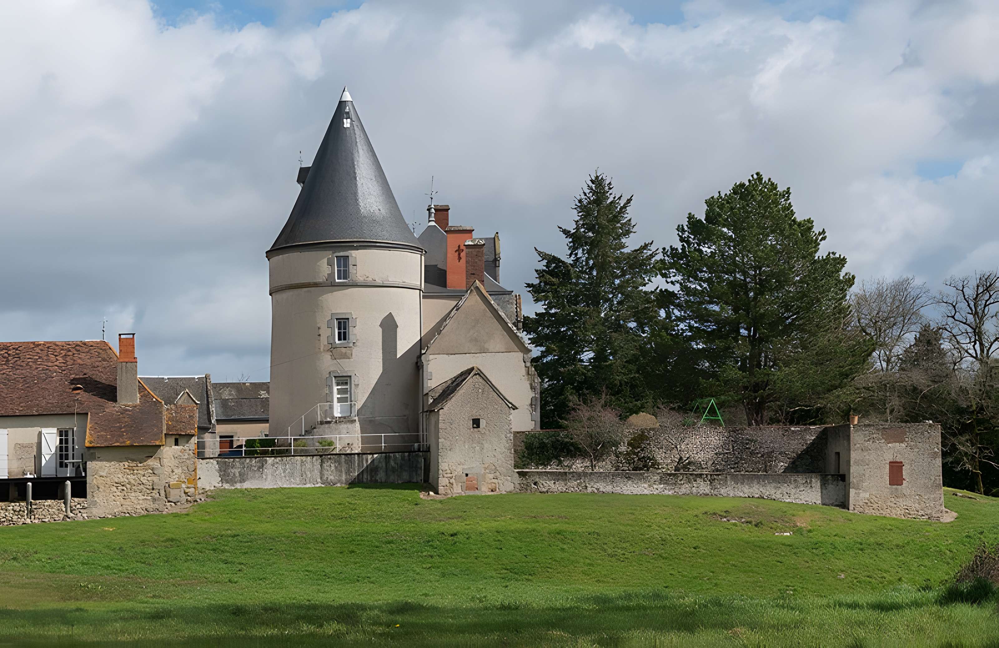 Château de la Tour aux Paulmes