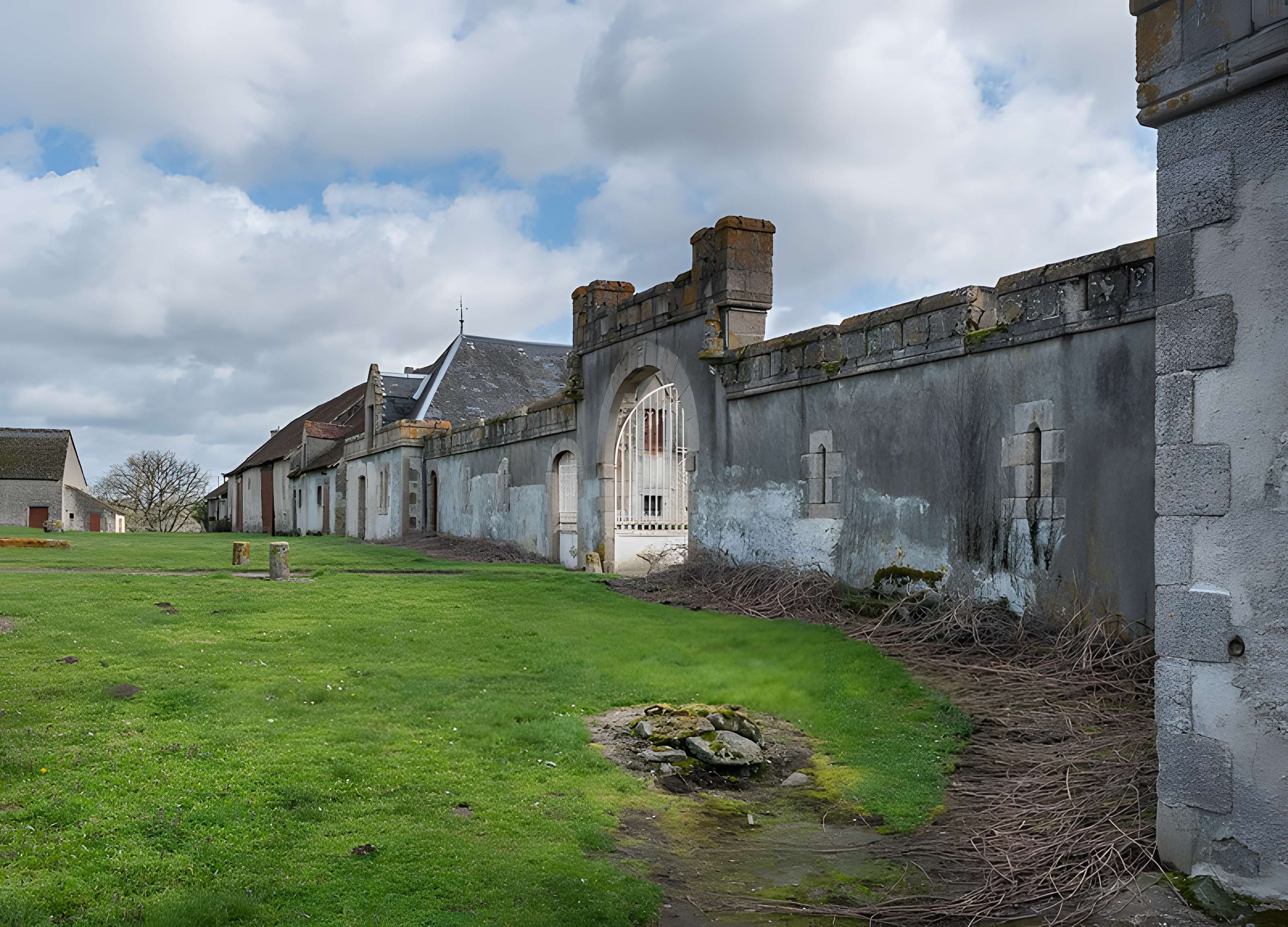 Château de la Tour aux Paulmes