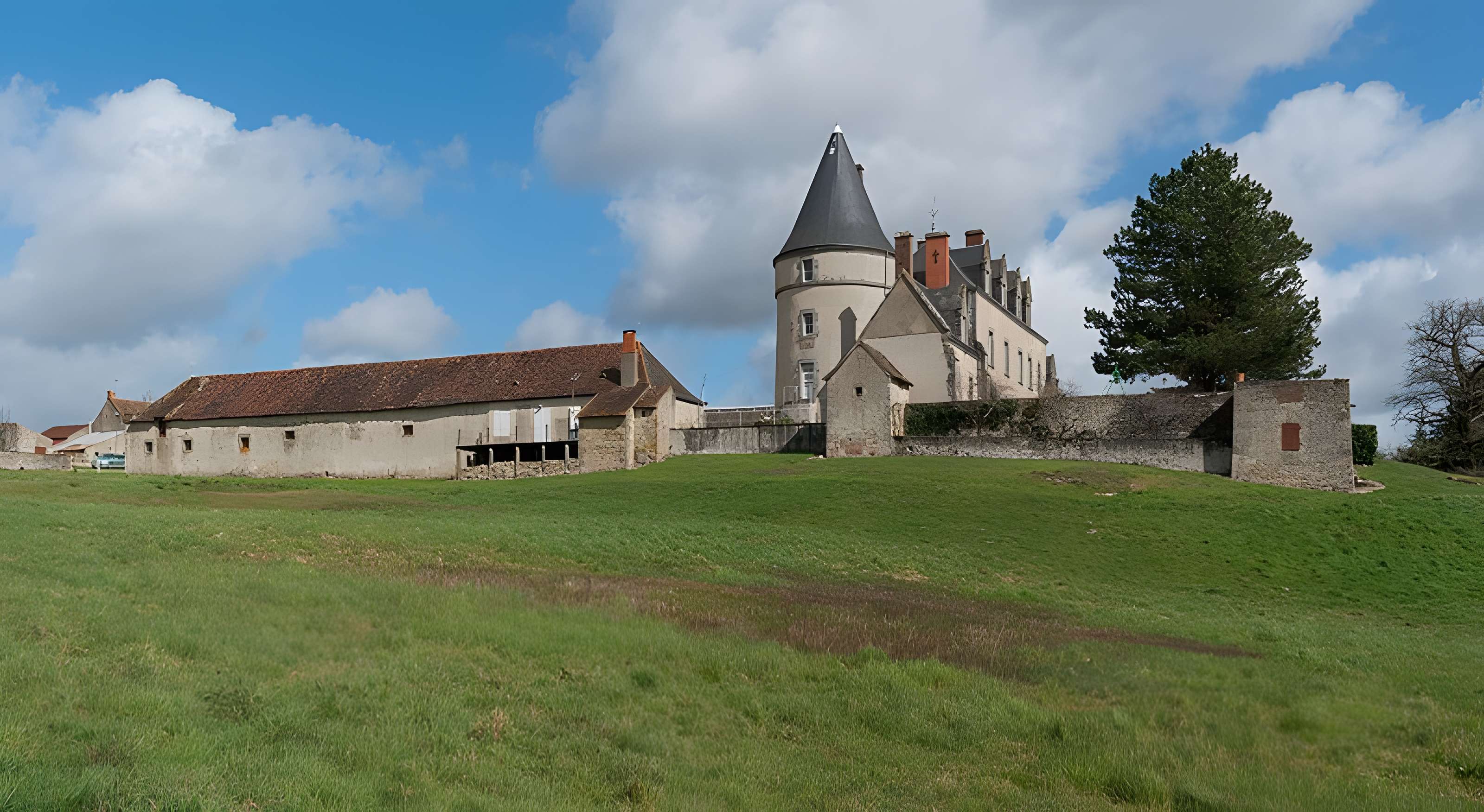 Château de la Tour aux Paulmes