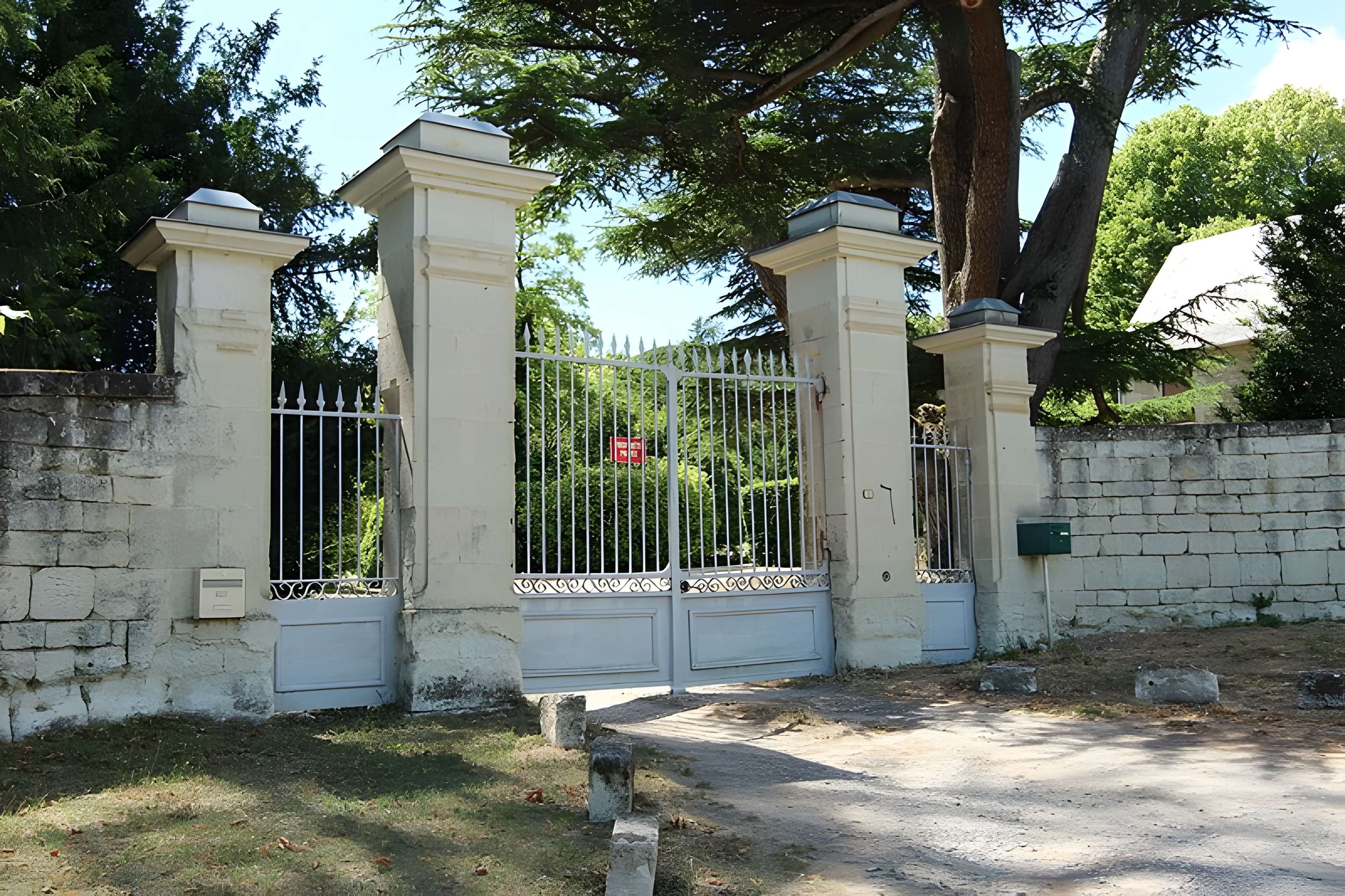 Château de la Tour-de-Naintré 