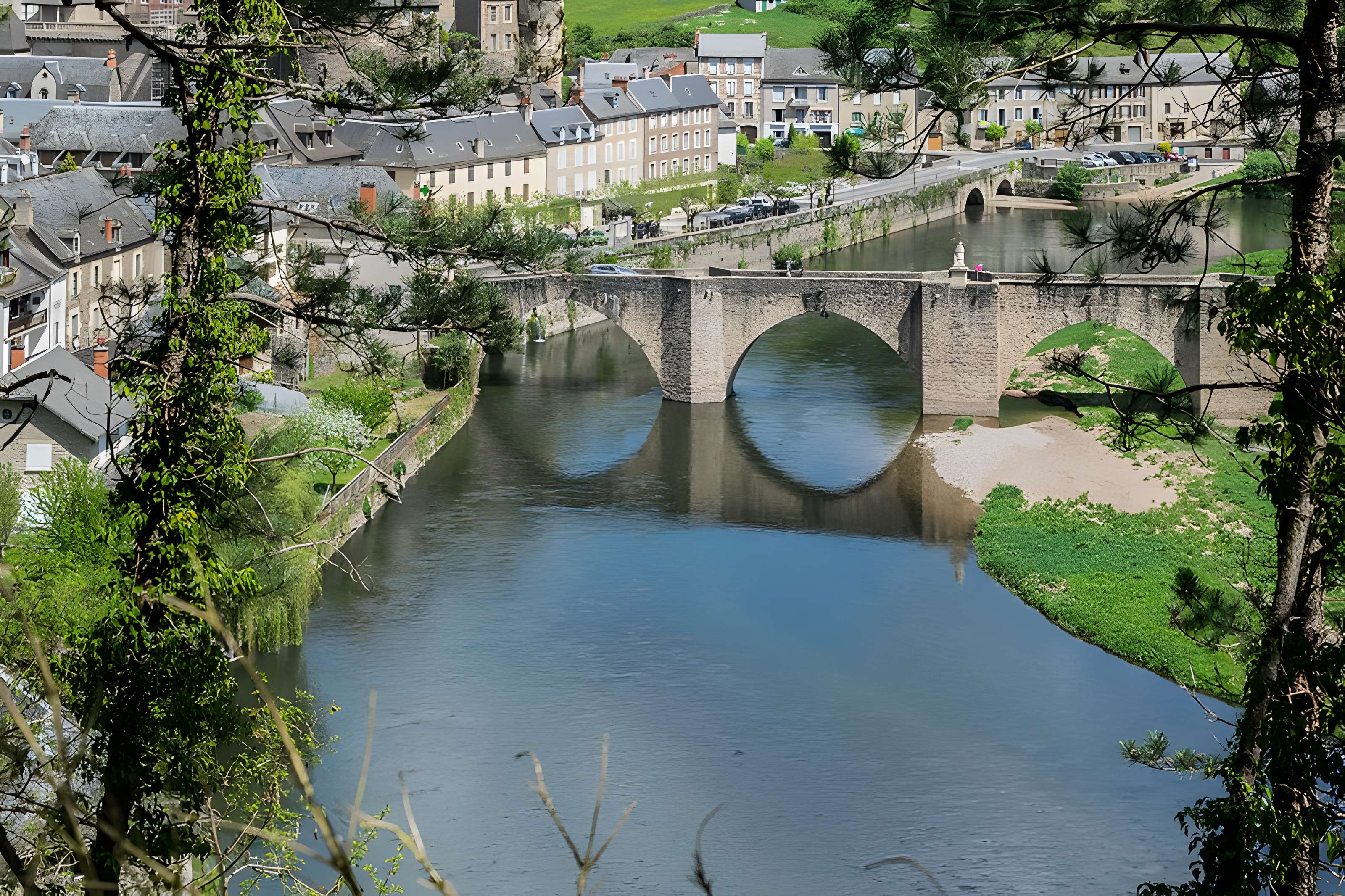 Pont dit d'Estaing à Estaing