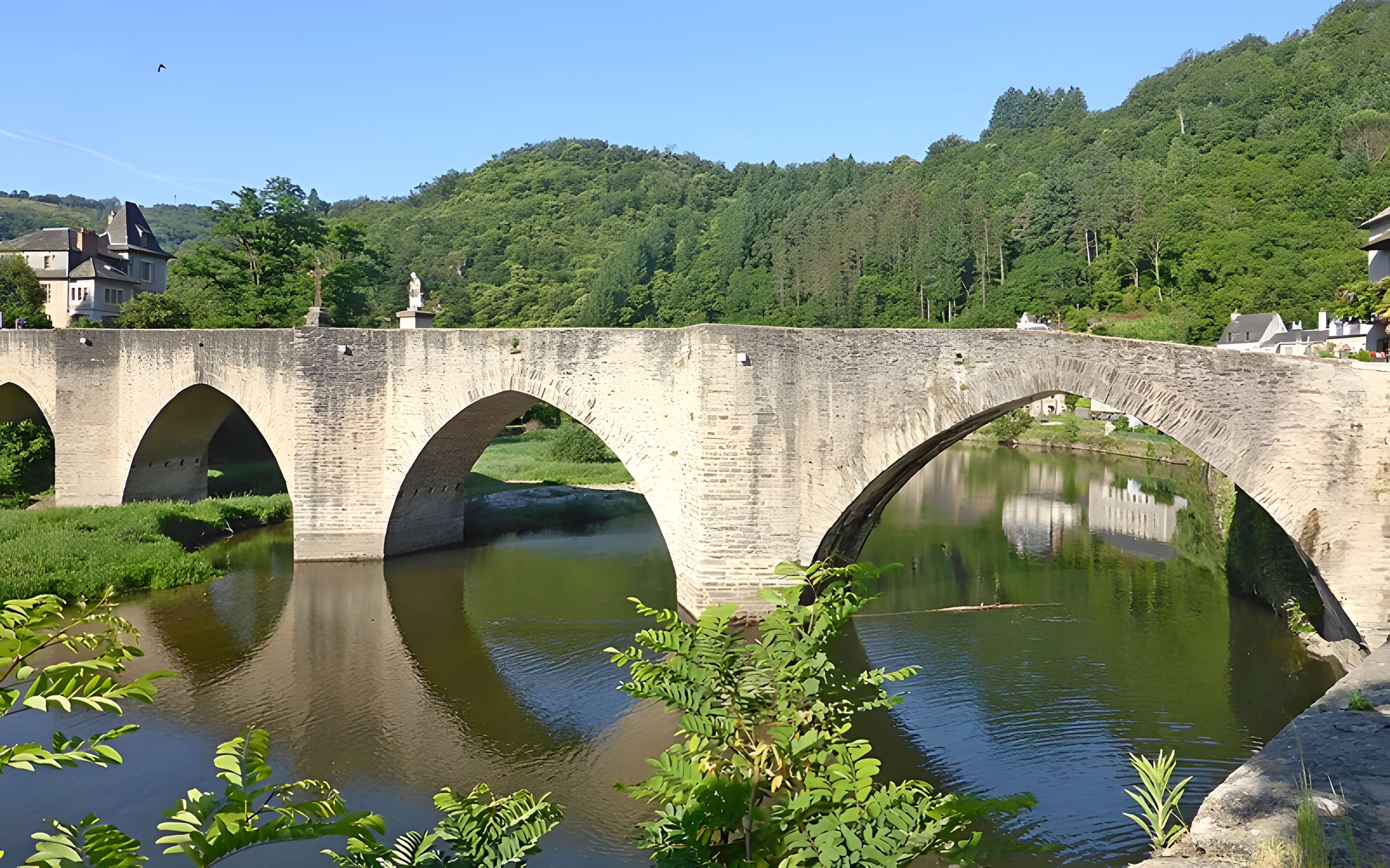 Pont dit d'Estaing à Estaing
