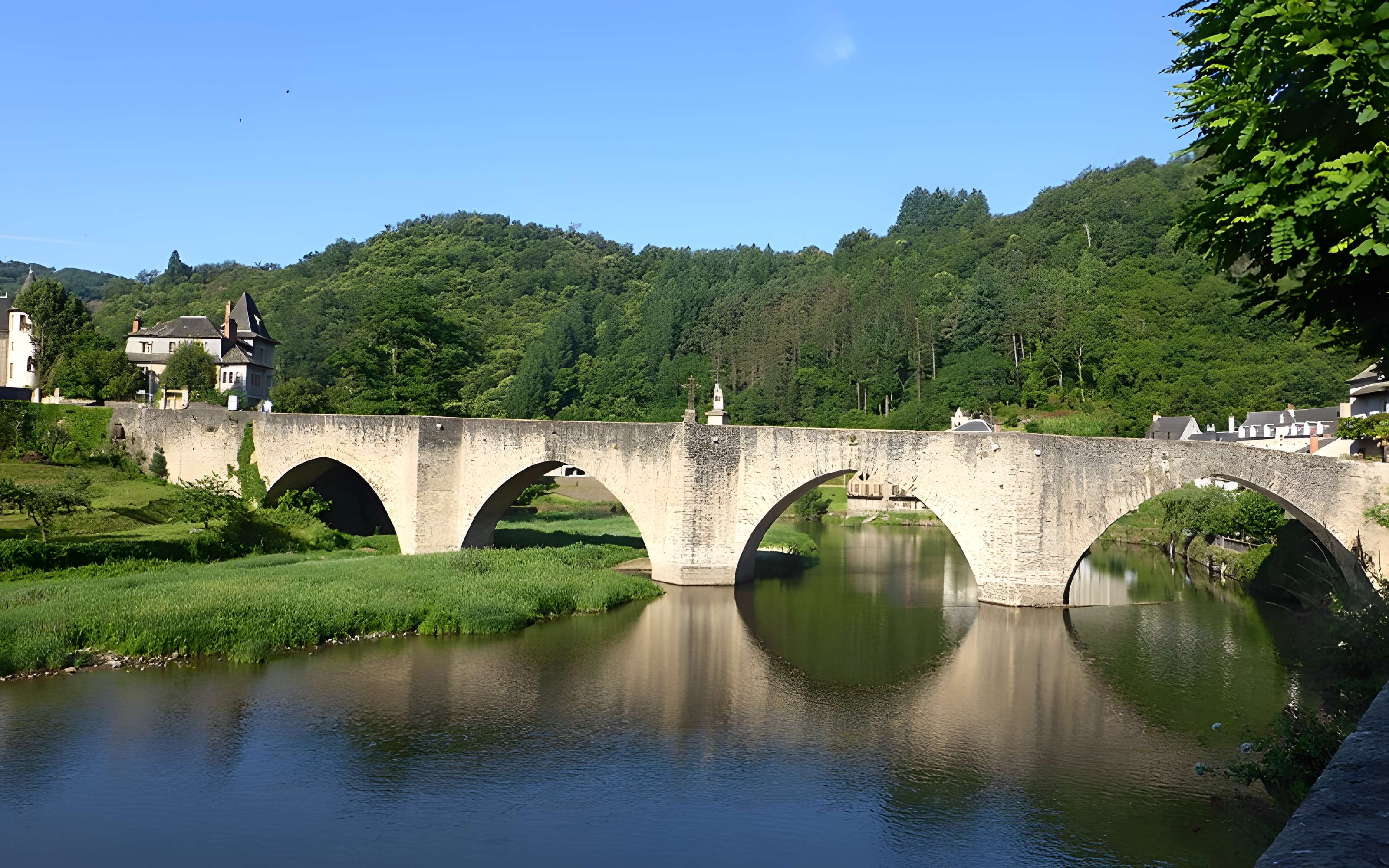 Pont dit d'Estaing à Estaing