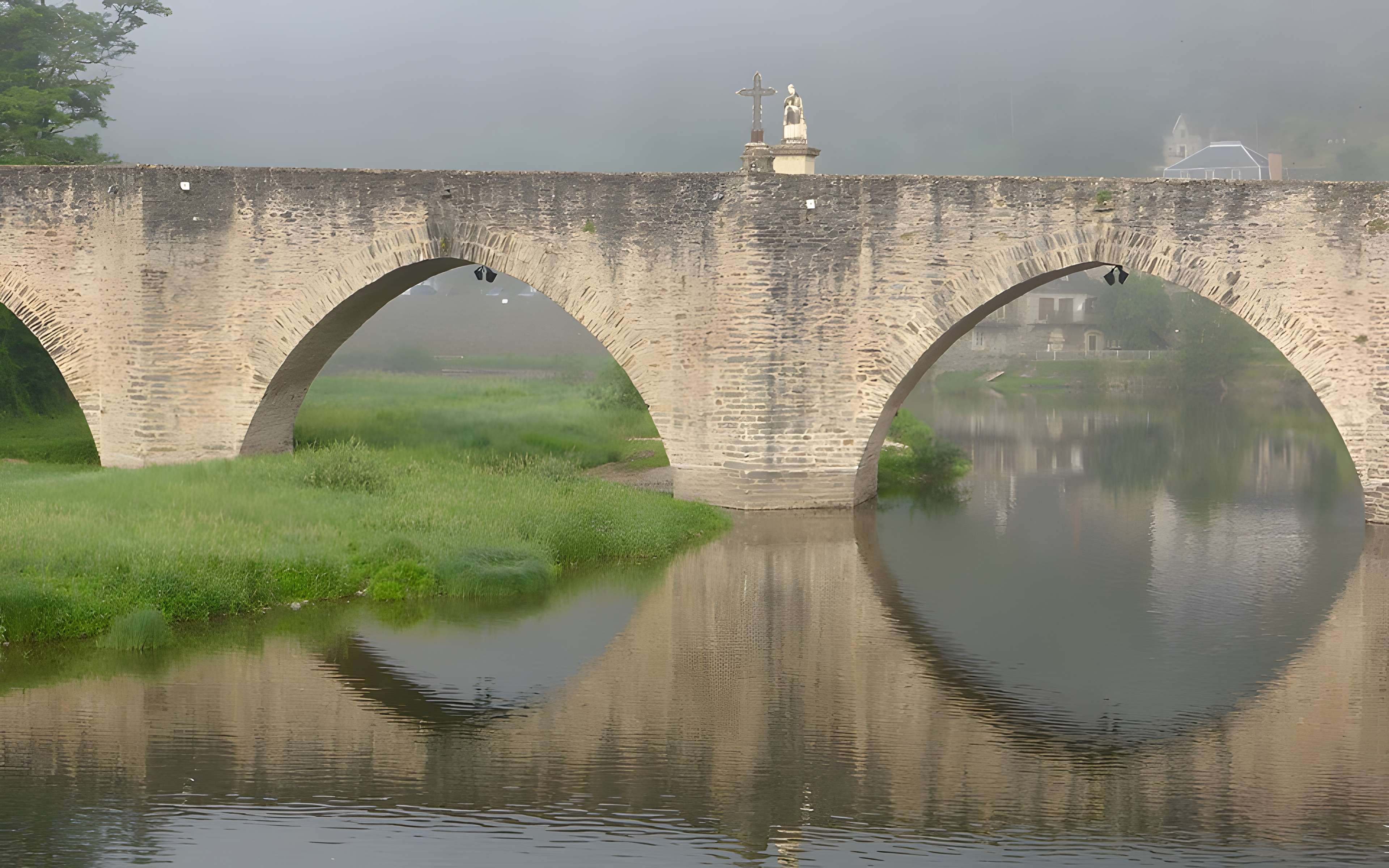 Pont dit d'Estaing à Estaing