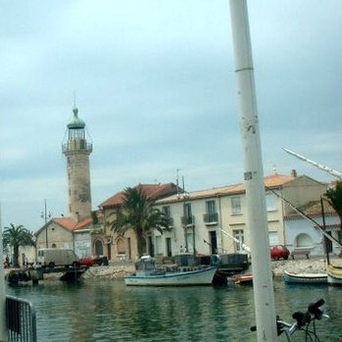 Photo de Ancien phare du Grau dAigues-Mortes ou du Grau-du-Roi
