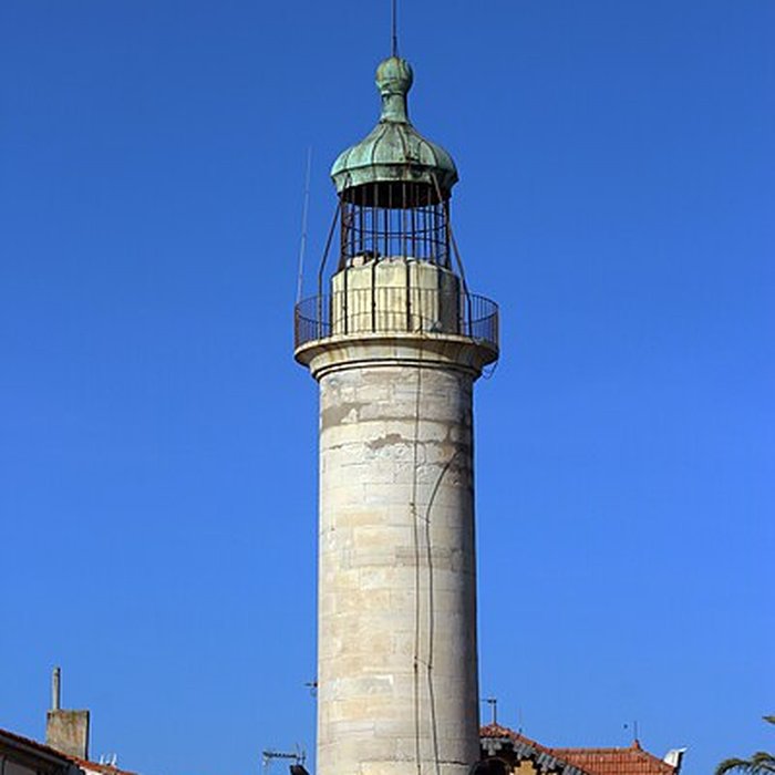 Photo de Ancien phare du Grau dAigues-Mortes ou du Grau-du-Roi