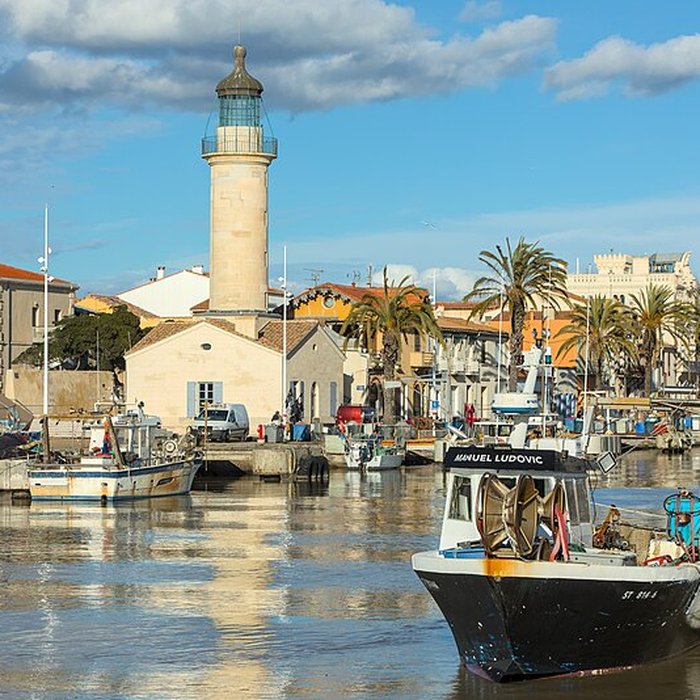 Photo de Ancien phare du Grau dAigues-Mortes ou du Grau-du-Roi