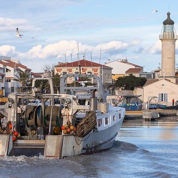 Ancien phare du Grau dAigues-Mortes ou du Grau-du-Roi