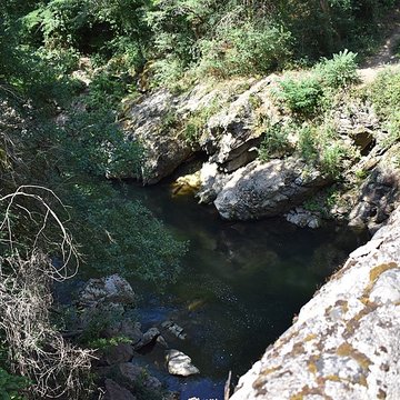 Pont du Diable sur lAriège, près de Mercus-Carrabet