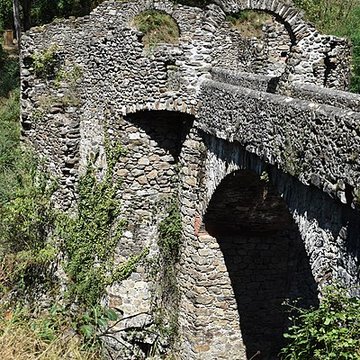 Pont du Diable sur lAriège, près de Mercus-Carrabet