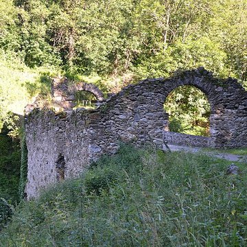 Pont du Diable sur lAriège, près de Mercus-Carrabet