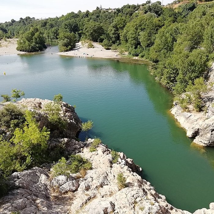 Photo de Pont sur lHérault, dit Pont du Diable également sur commune de Saint-Jean-de-Fos