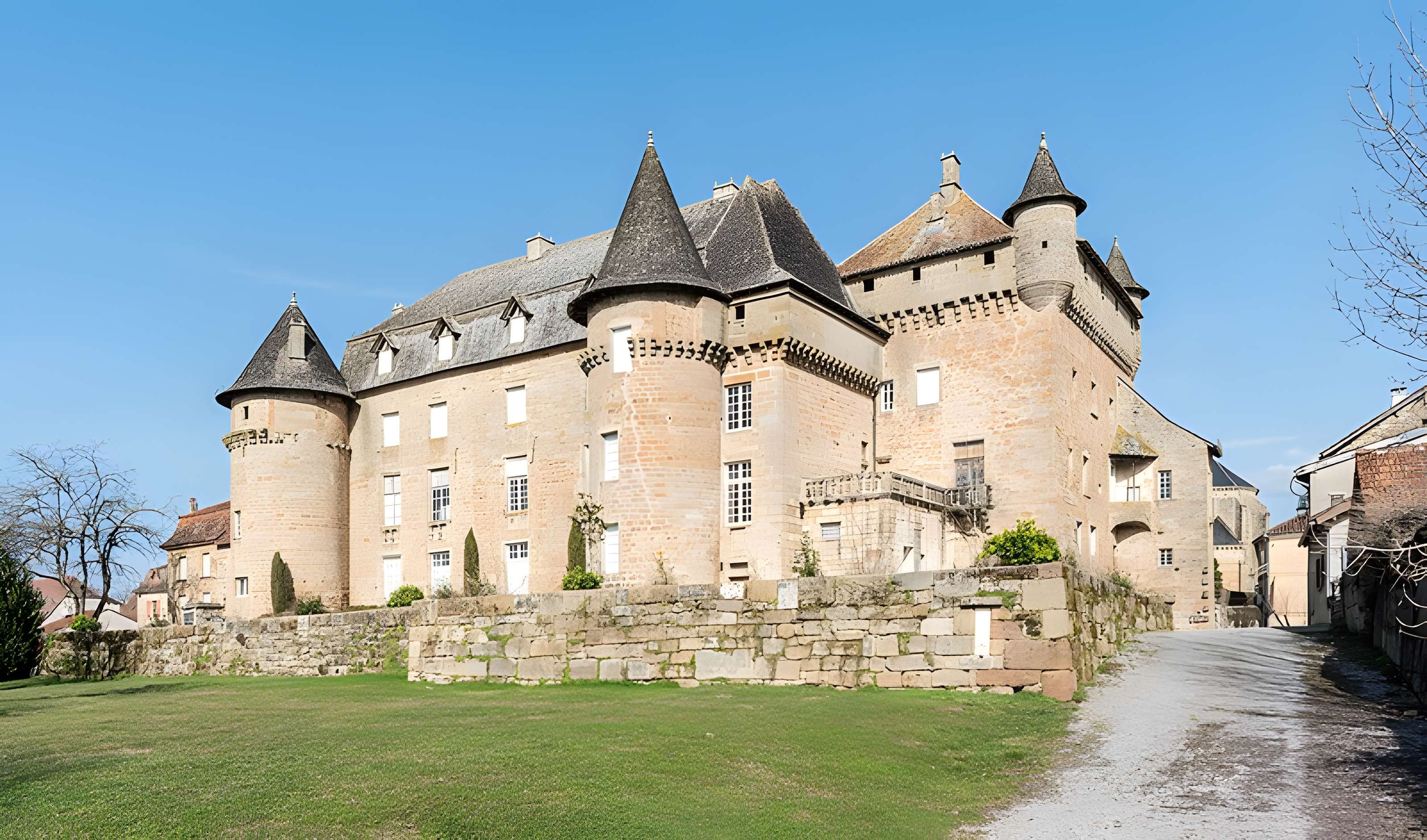 Château de Lacapelle-Marival
