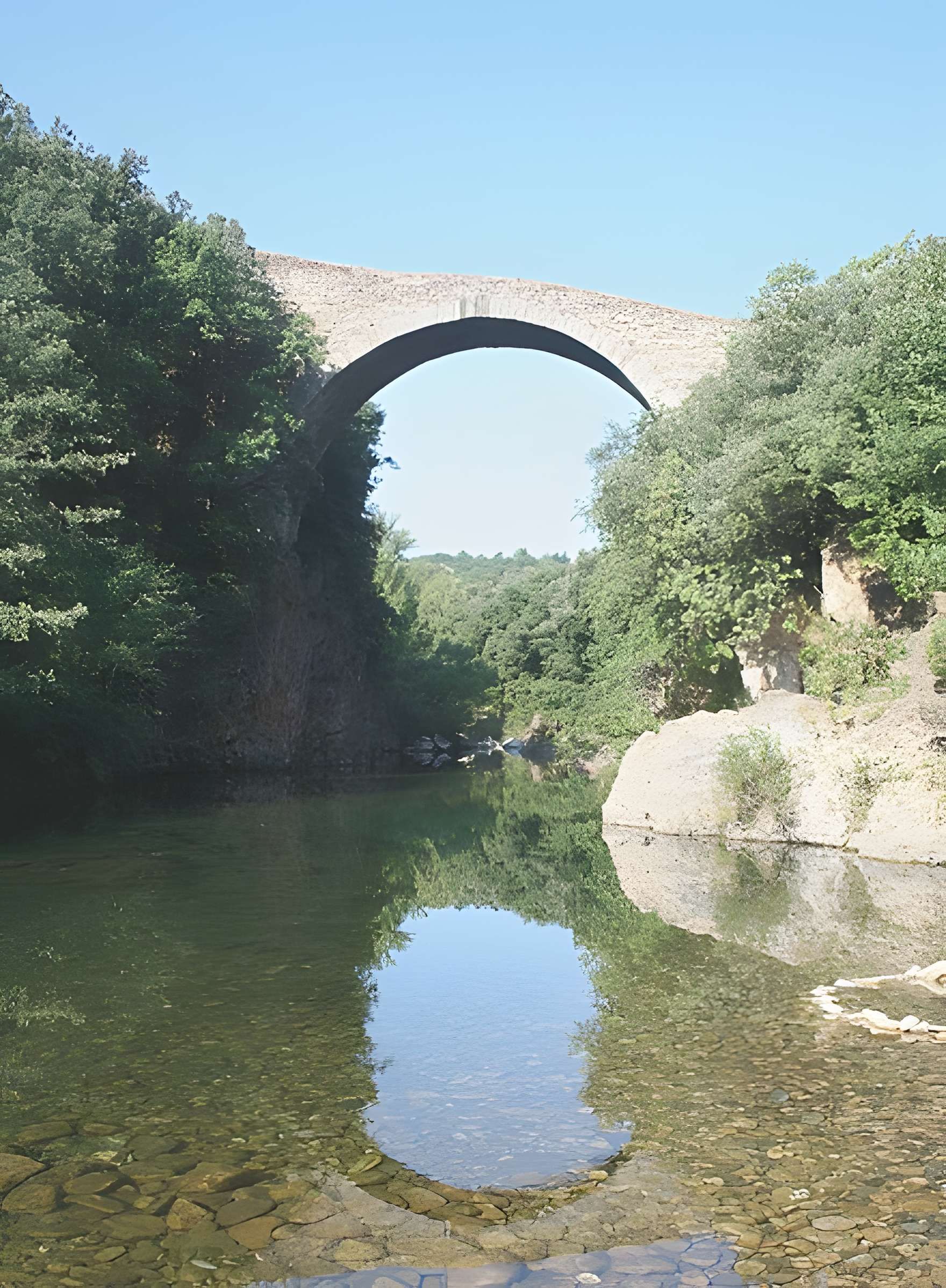 Pont du Diable de Villemagne-l'Argentière