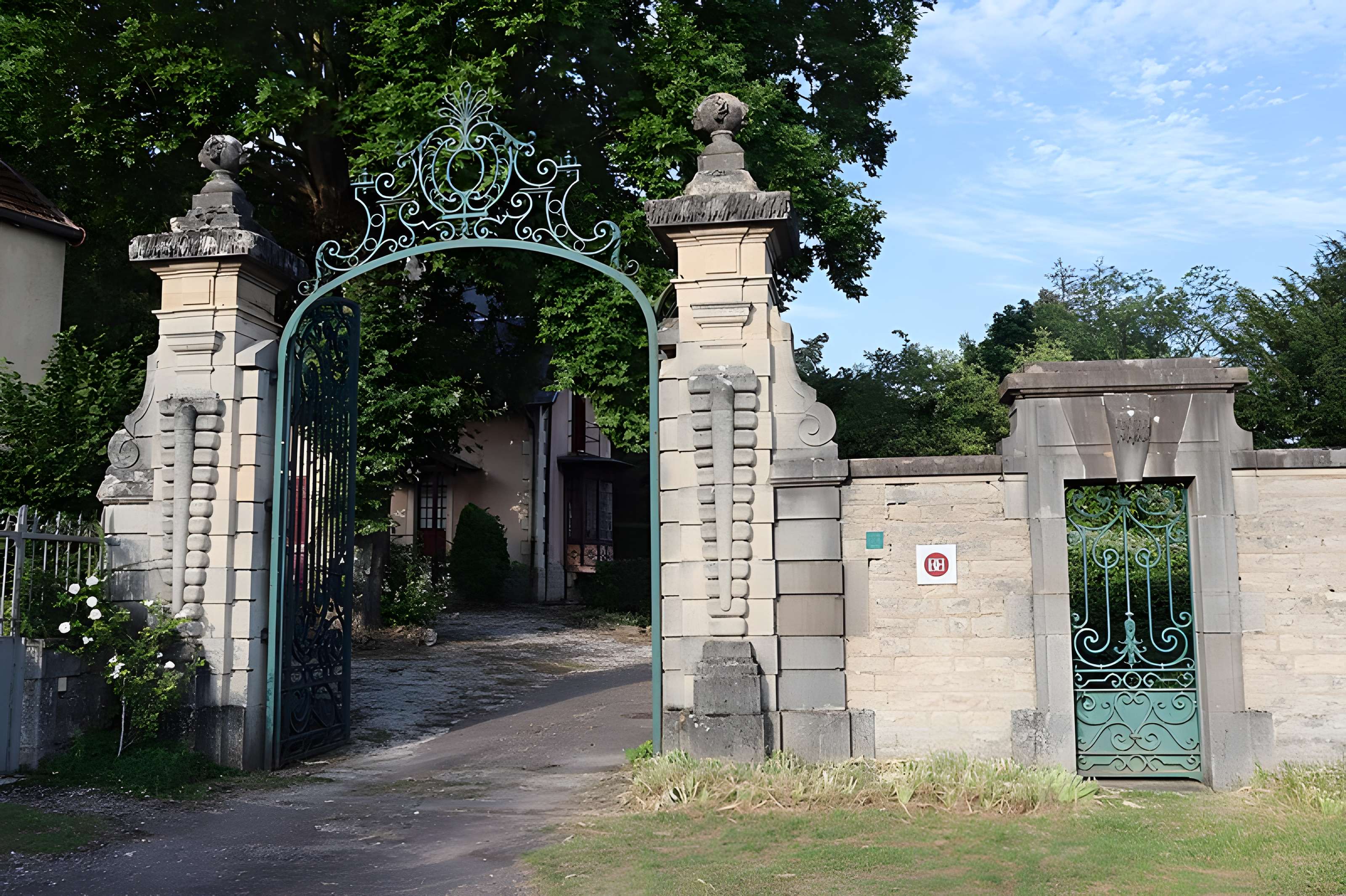 Château de Lantenay