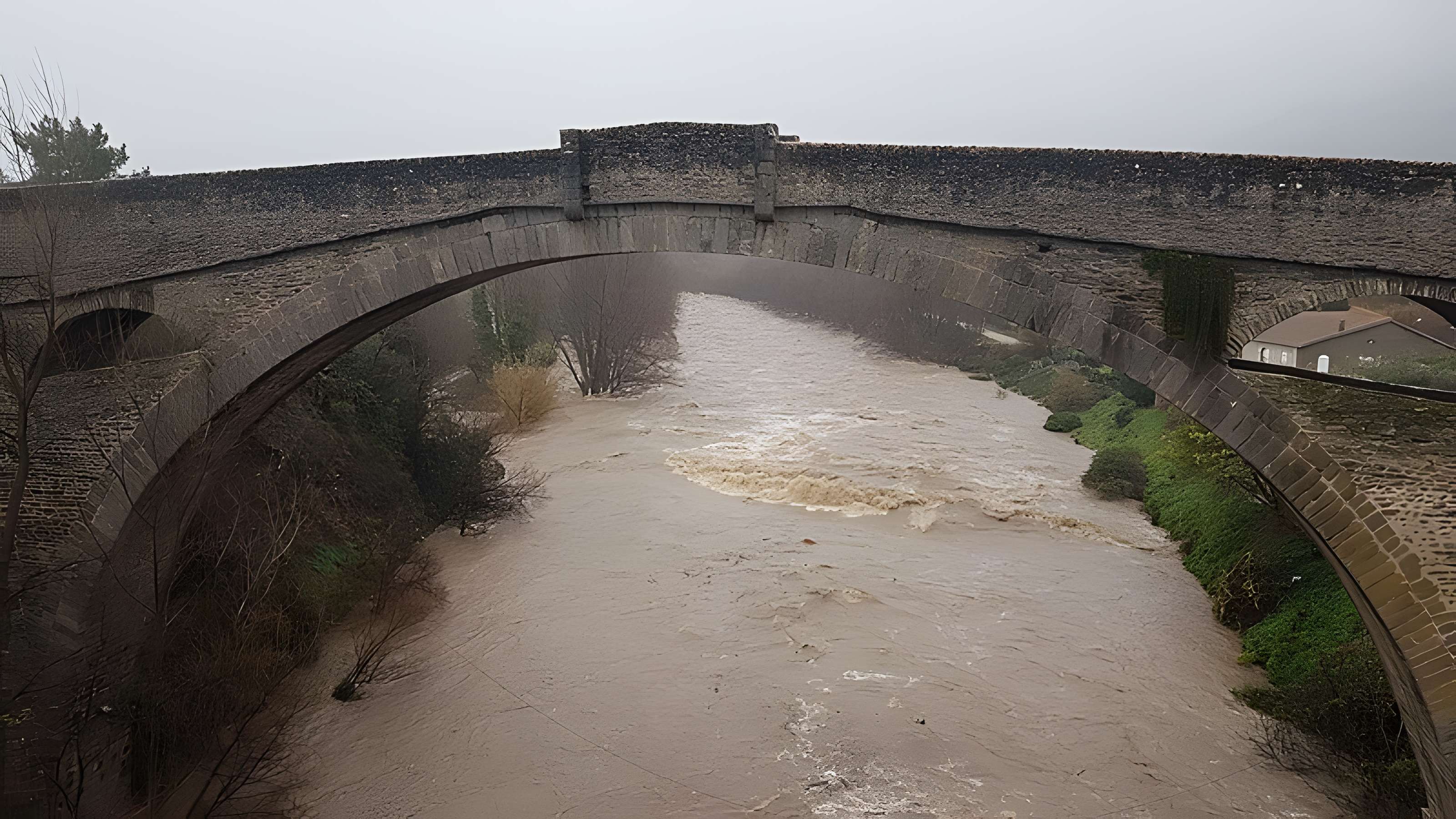 Pont du Diable sur le Tech à Céret