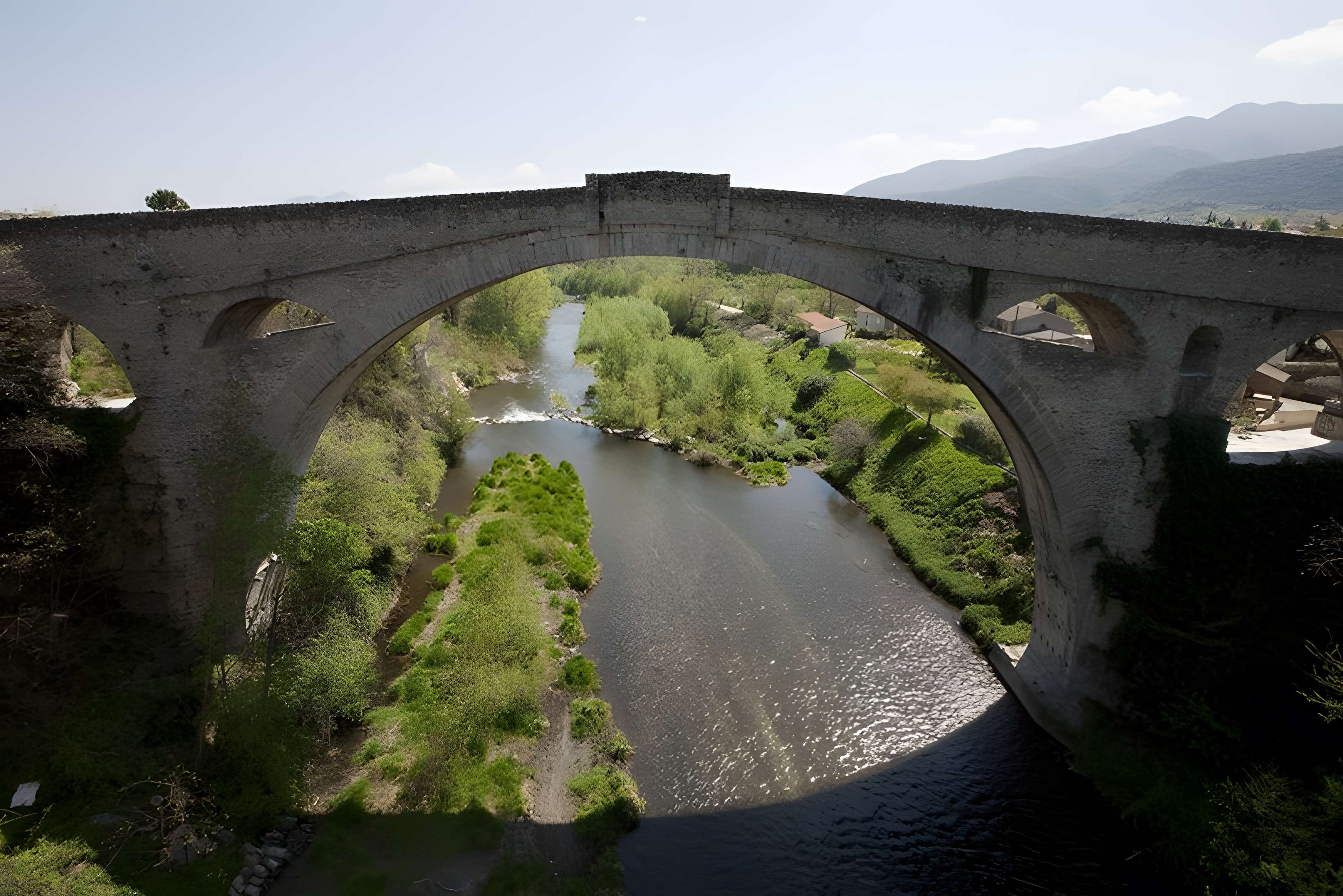 Pont du Diable sur le Tech à Céret