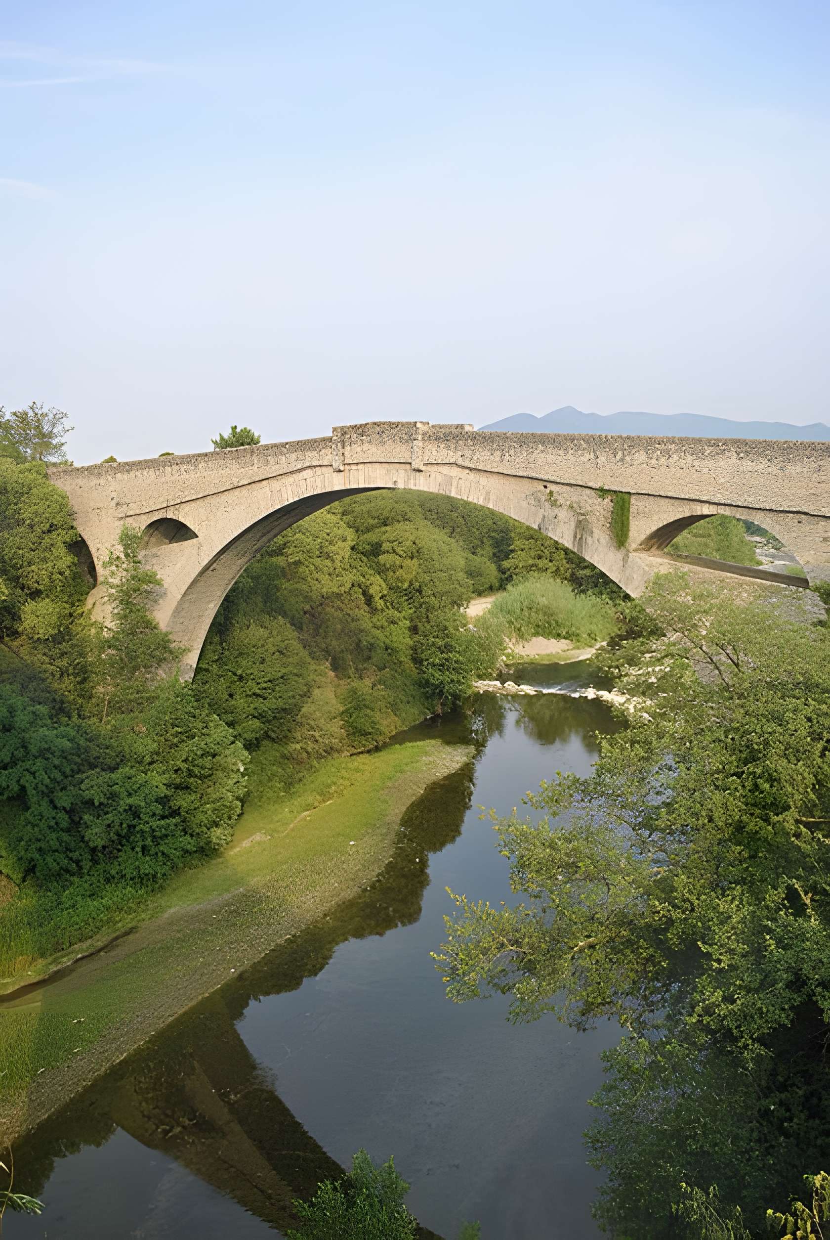 Pont du Diable sur le Tech à Céret 