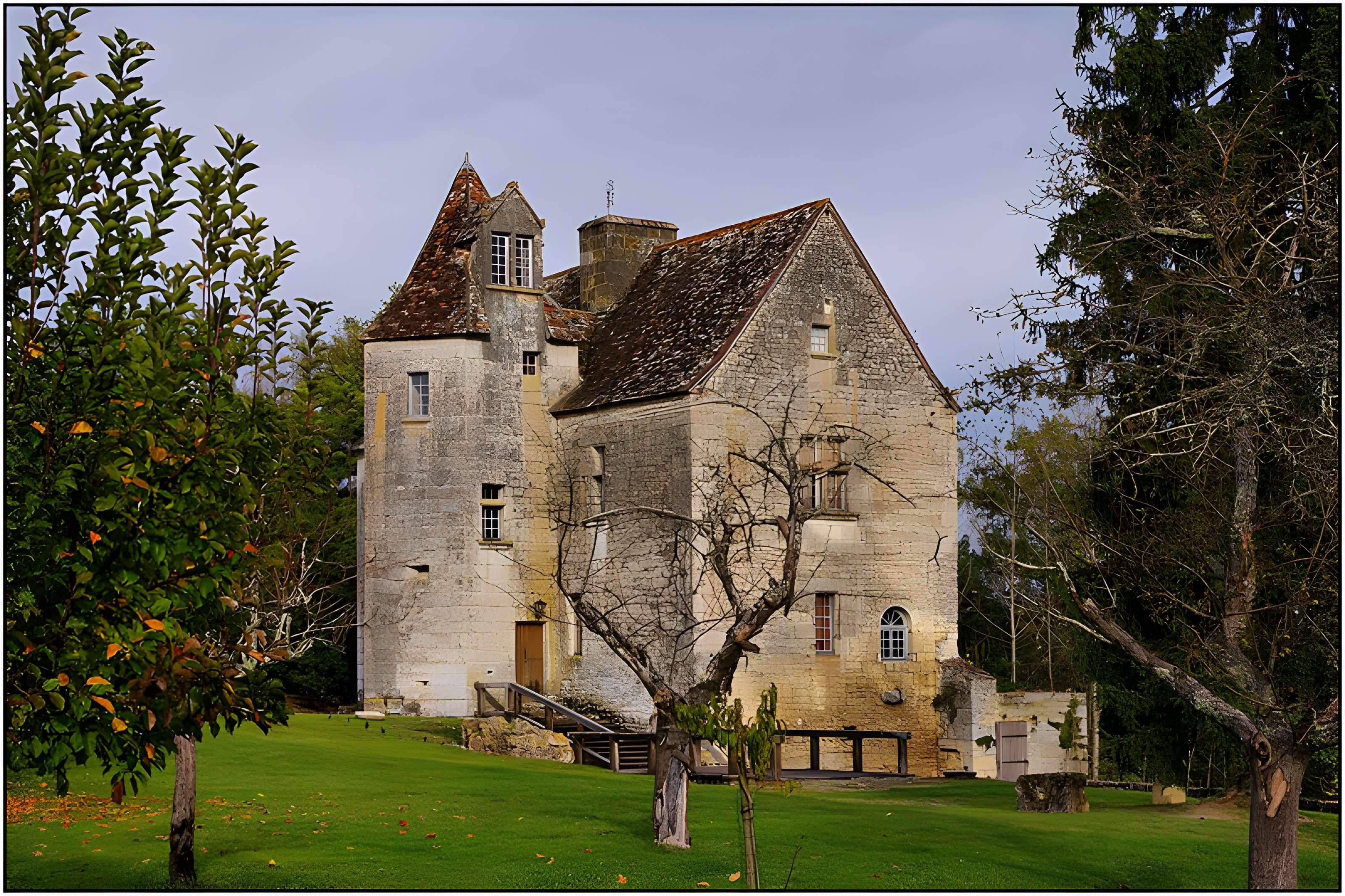 Château de Laroque à Lanquais