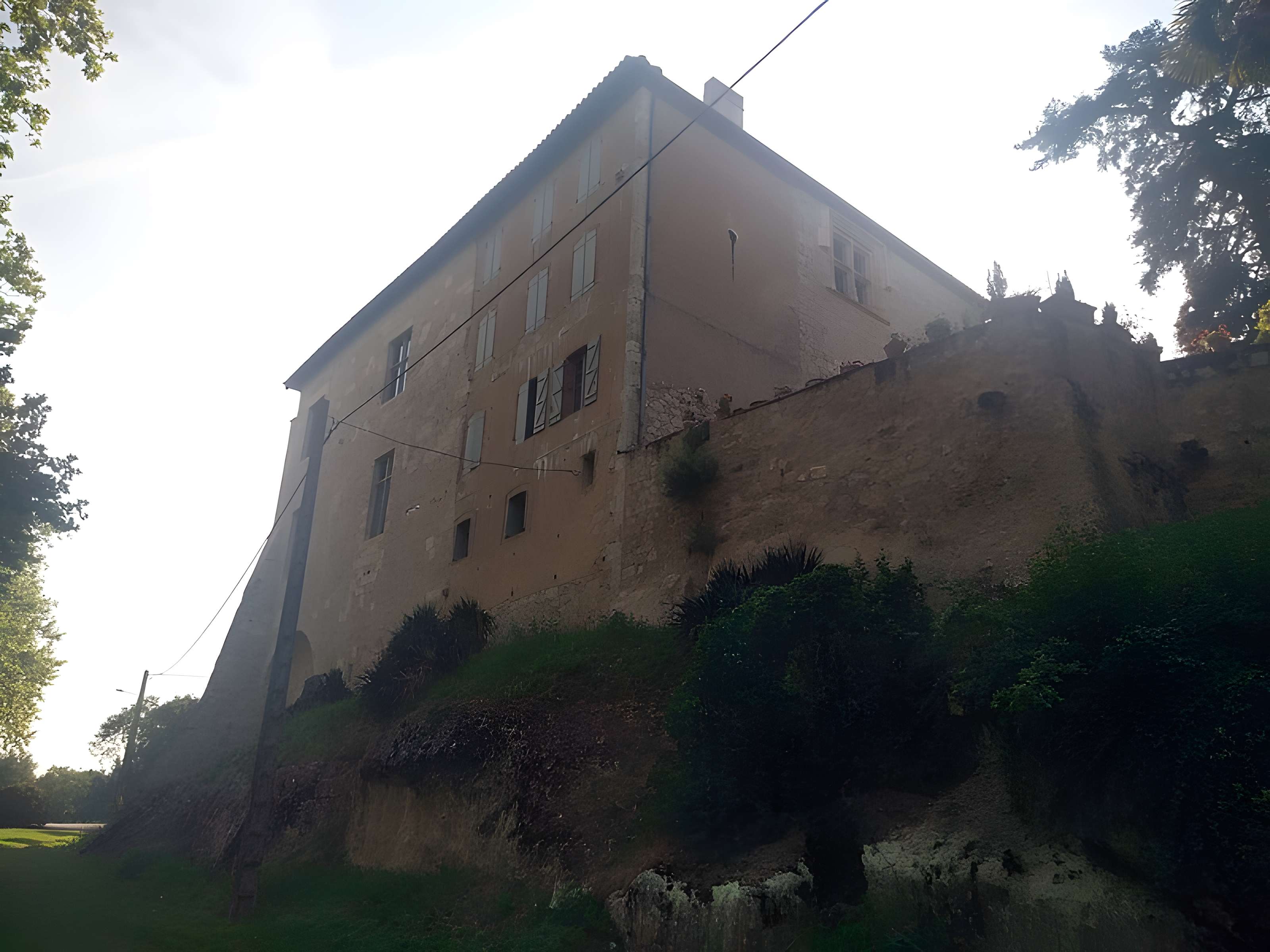 Château de Larrazet 