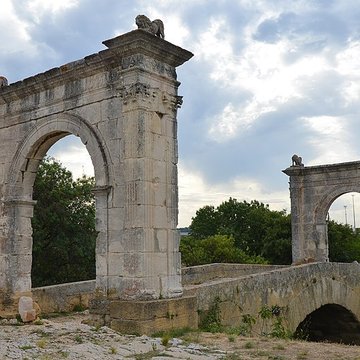 Pont Flavien de Saint-Chamas