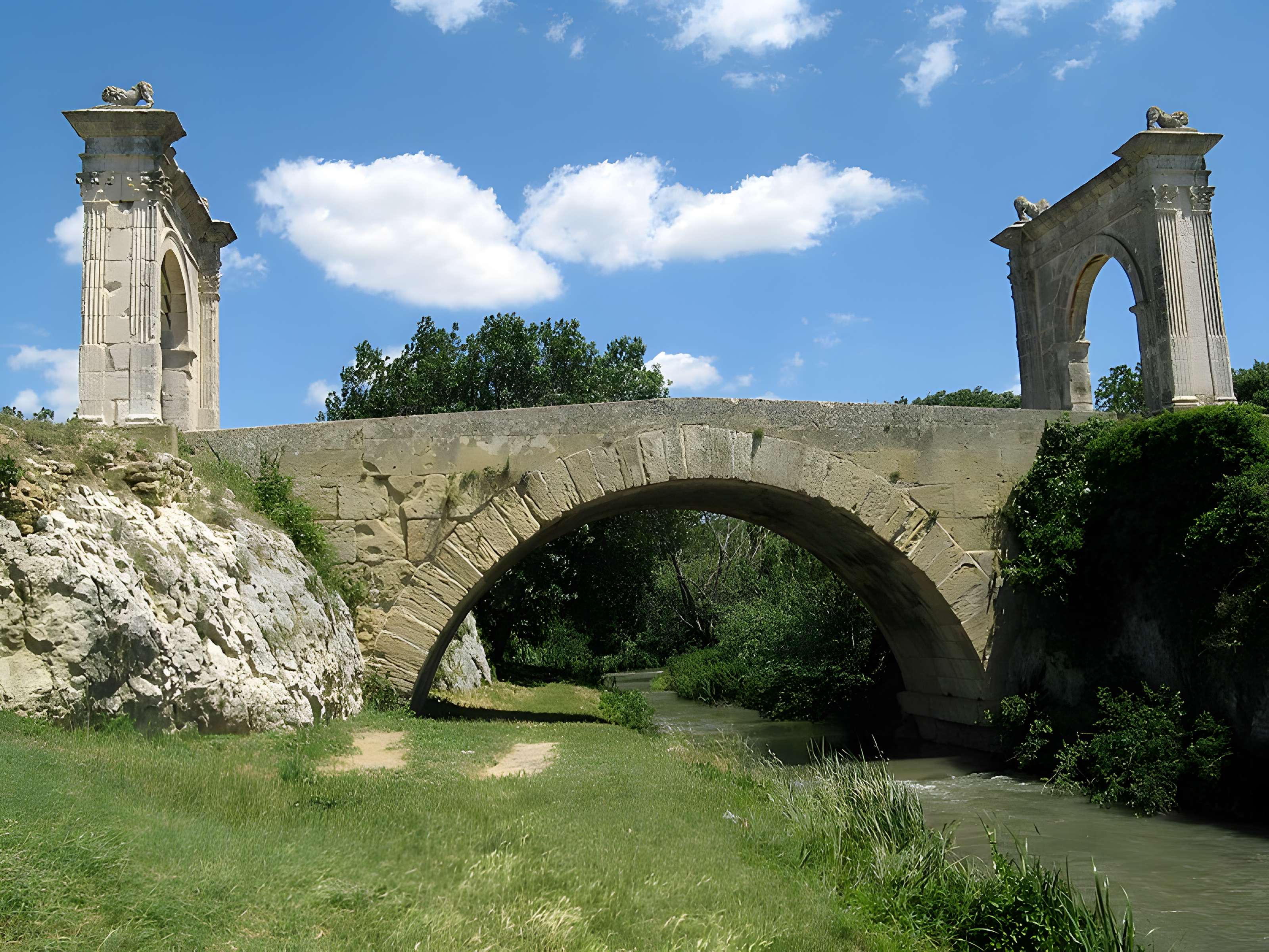Pont Flavien de Saint-Chamas