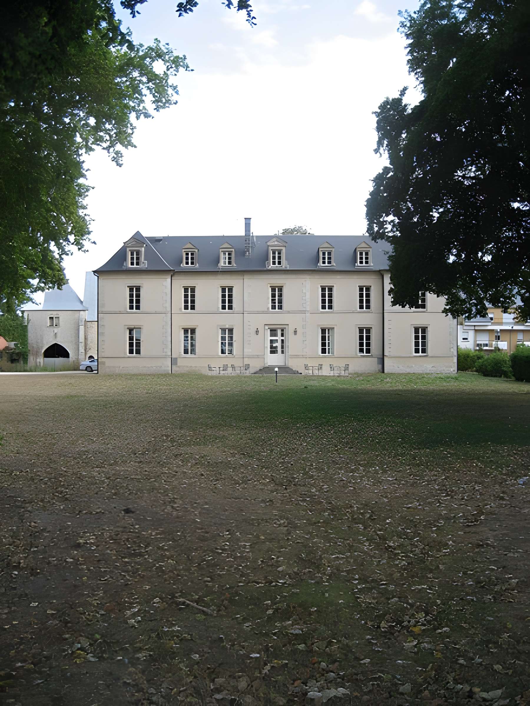 Château de Lazenay