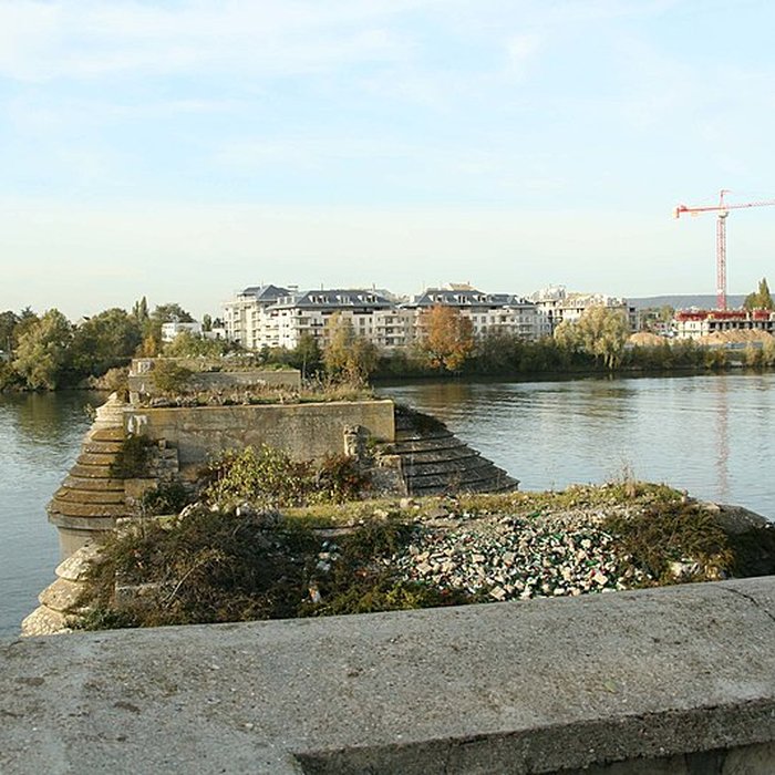 Photo de Pont sur la Seine également sur commune de Poissy