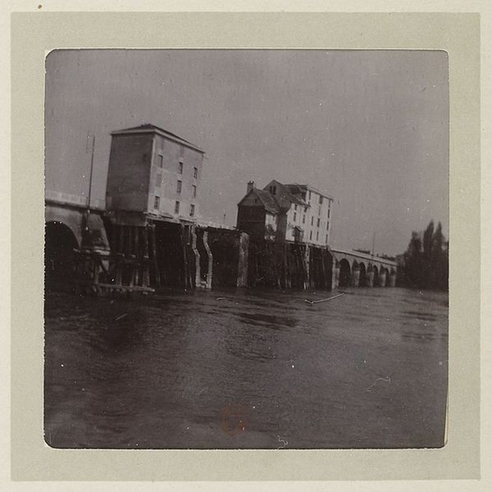 Photo de Pont sur la Seine également sur commune de Poissy