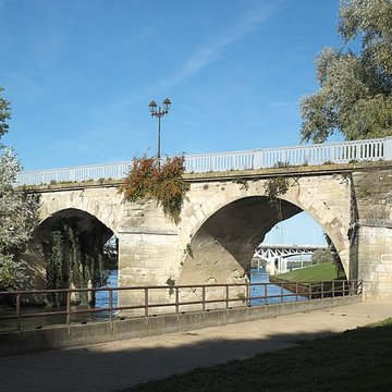 Ancien pont de Poissy