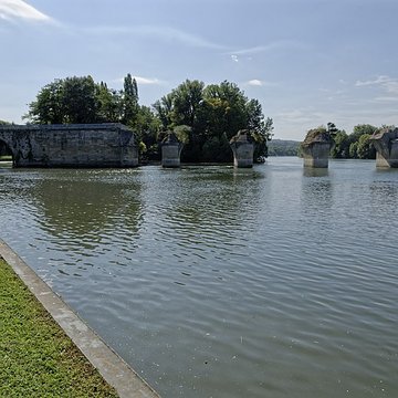 Ancien pont de Poissy