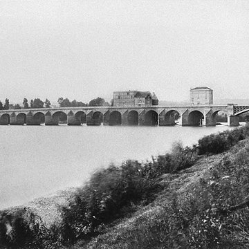 Ancien pont de Poissy